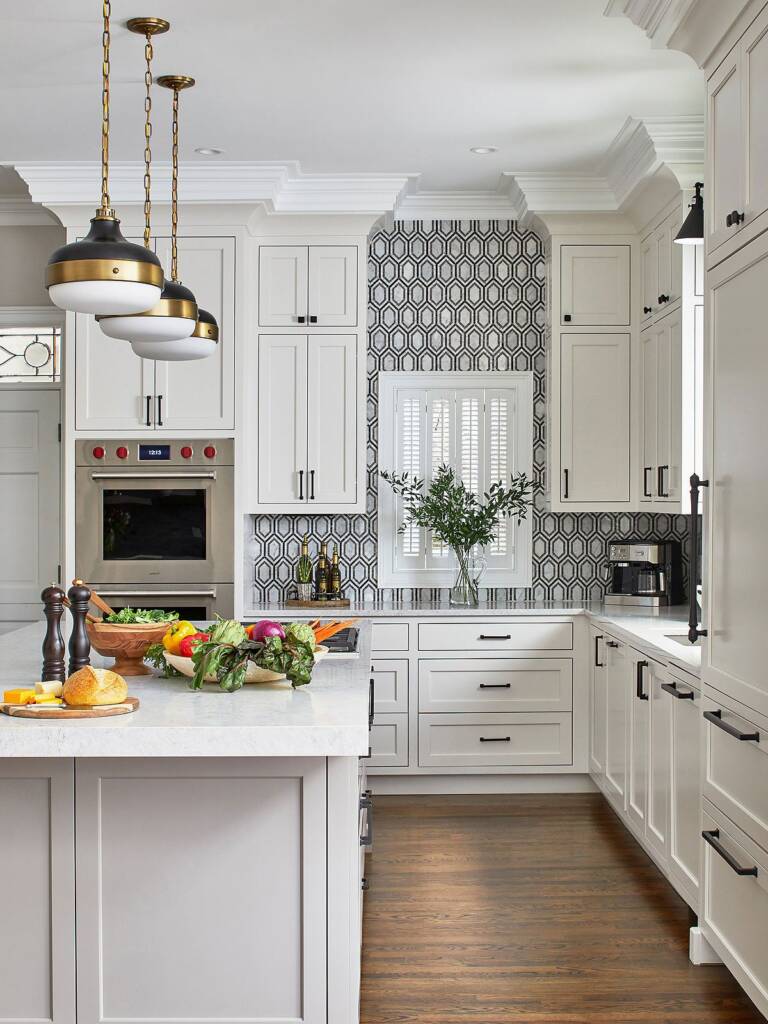Backsplash Brilliance -Southlake’s trusted luxury remodeling experts Quartzite backsplash and Dura Supreme cabinetry in Southlake kitchen